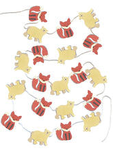 North - Hanging Wall Decoration (Garland)